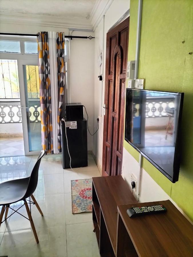 מומבסה Luxurious Studio Apartments מראה חיצוני תמונה