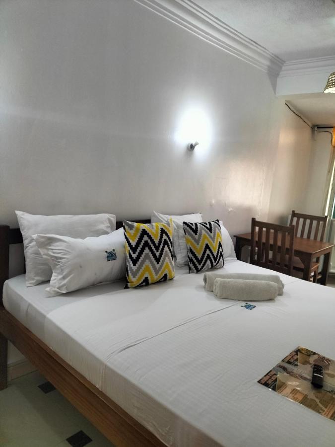 מומבסה Luxurious Studio Apartments מראה חיצוני תמונה